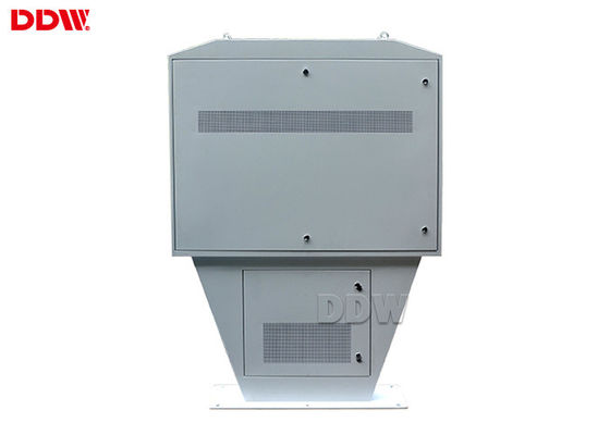 IP65 chống nước ngoài Digital Signage Kiosk 60 Inch 2500 Nits Cho quảng cáo