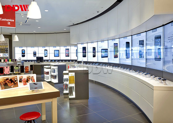 8Bit 16,7M Màn hình LCD cong 46 inch Độ sáng cao 700nits với quạt tiếng ồn thấp