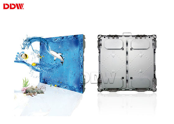 Màn hình treo tường video liền mạch cấp độ bảo vệ cao, Tường video LED HD Maitainence phía sau