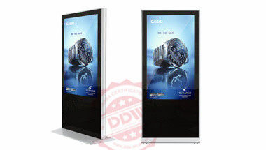 Máy tính tương tác 58 inch PC Signage hiển thị tất cả trong một 500cd / m2 DDW-AD5801SNT