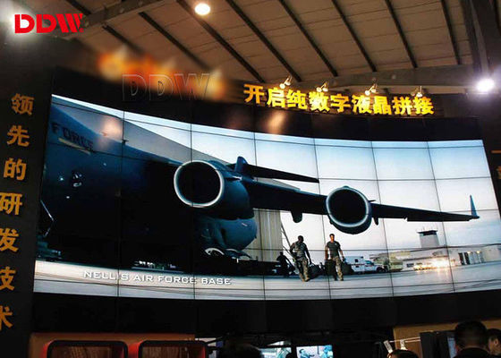 Videowall tròn 500nits màn hình LCD samsung 46 inch cho trung tâm mua sắm